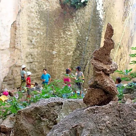 Bed&climb Orco 3* اوركو فيغلينو