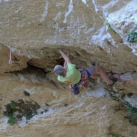 Bed&climb Orco 3* אורקו פלינו